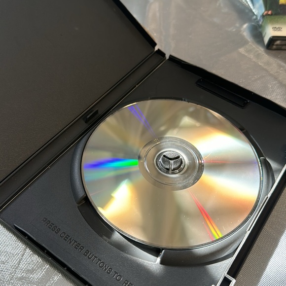 Shrek 1,2 and 3 DVD bundle Dreamworks - Picture 7 of 11